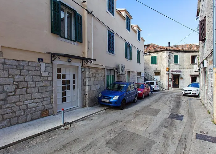 Apartment Rosulica